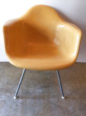 画像2: "Herman Miller" Eames Arm Shell Chair (2)