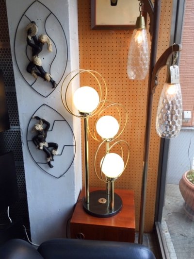 画像2: 3灯 Gold Lamp